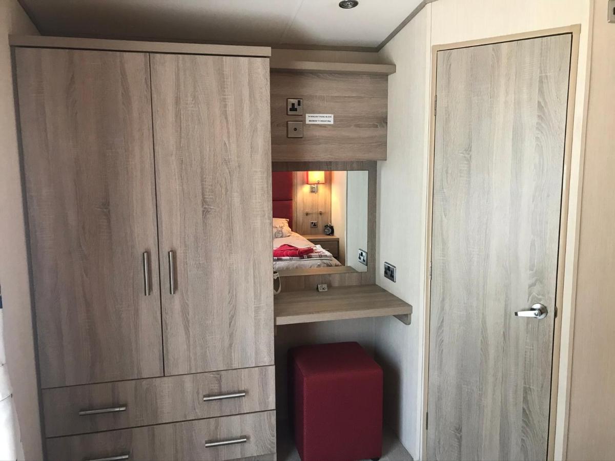 אבימור Riverbank Lodge מראה חיצוני תמונה